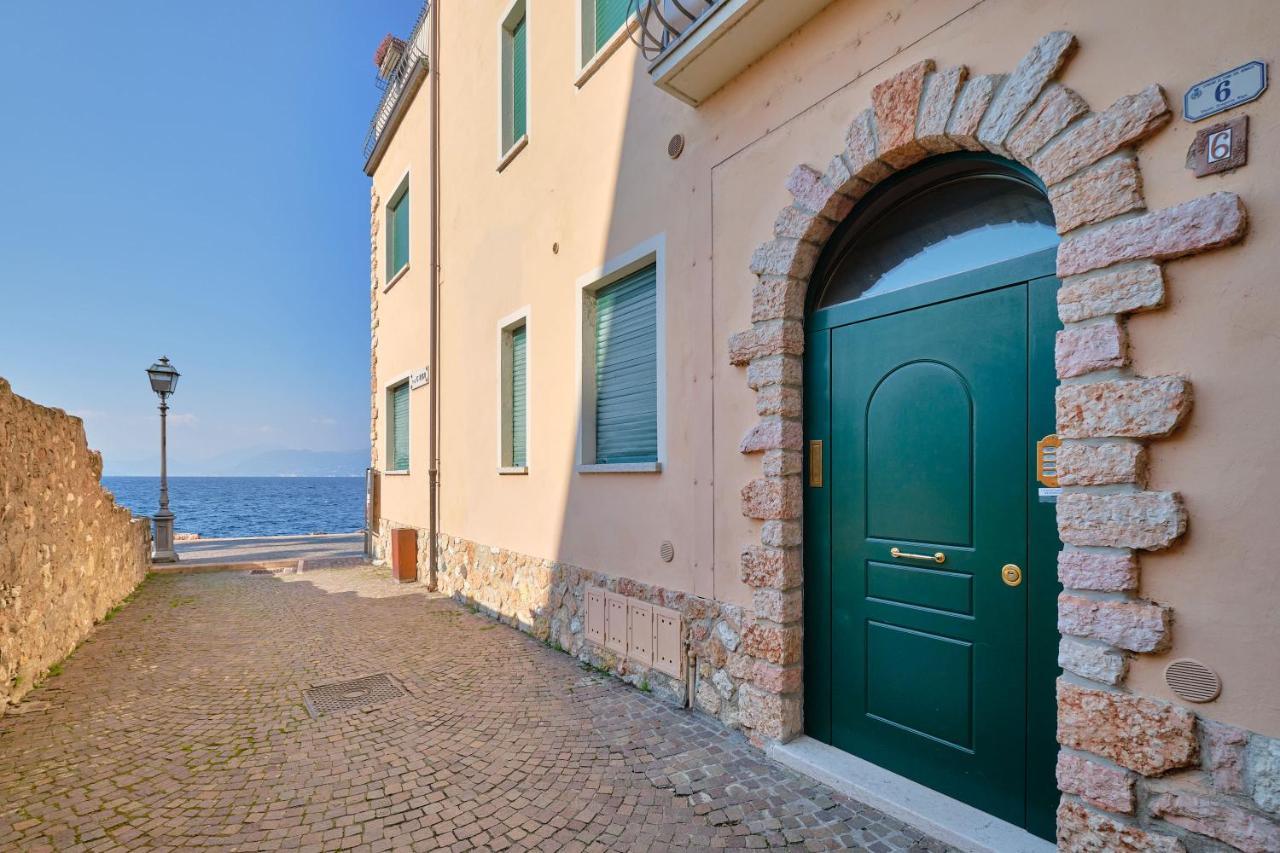 Apartmentsgarda - Residenza Dei Navigatori Torri del Benaco Kültér fotó